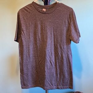 NWOT Gildan Unisex Medium Charcoal Gray T-Shirt